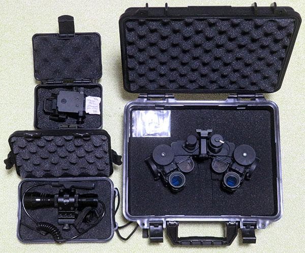 PVS21 ナイトビジョン HALO FAST　スコープ アクセサリー付き