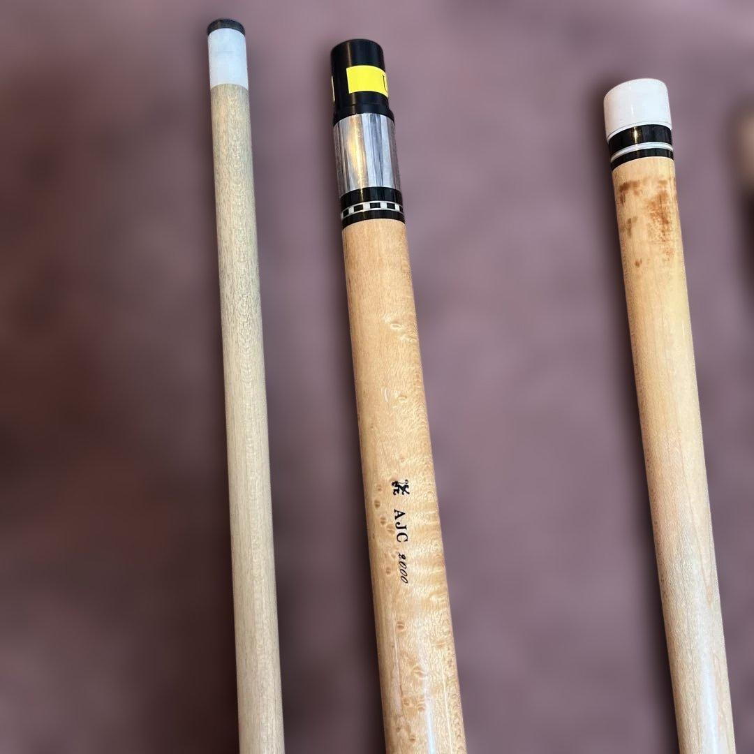 ビリヤードキュー2本 キューケース付き