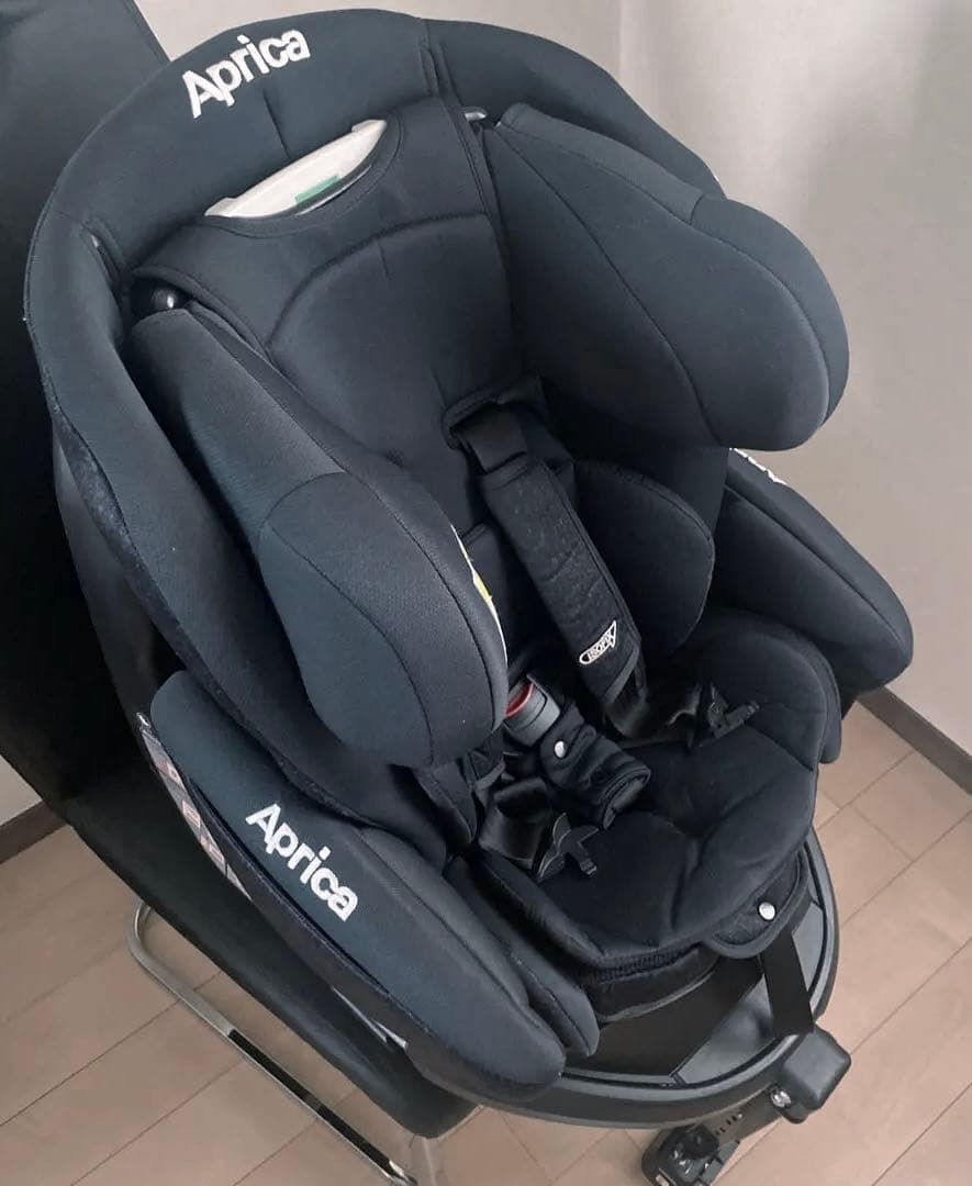 アップリカ　ディアターン　プラス　ISOFIXデニムブラック（BK）