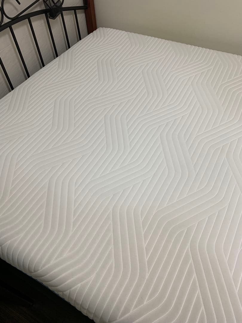 【美品】テンピュール　マットレス　ダブル