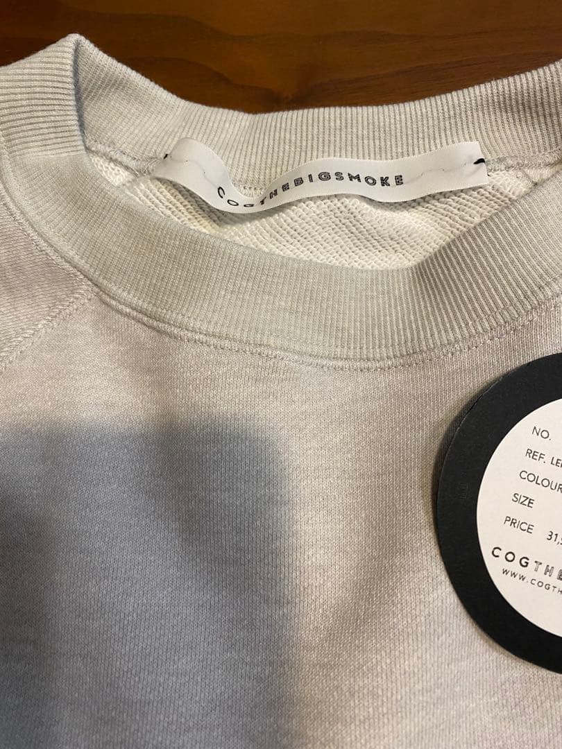 トップス cogthebigsmoke LEILA WIDECUFF SWEATSHIRT