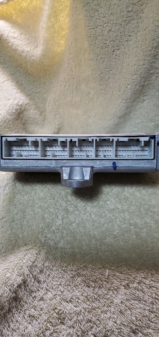 ホンダ　オデッセイ　ＲＢ１　エンジンＥＣＵ　コンピューター