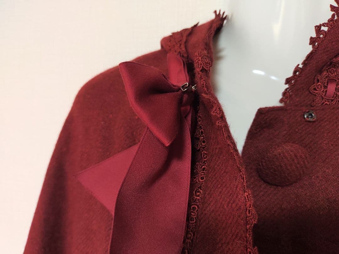 イノセントワールド　 ロリィタ　赤ずきん　ケープコート　マント　ポンチョ　赤