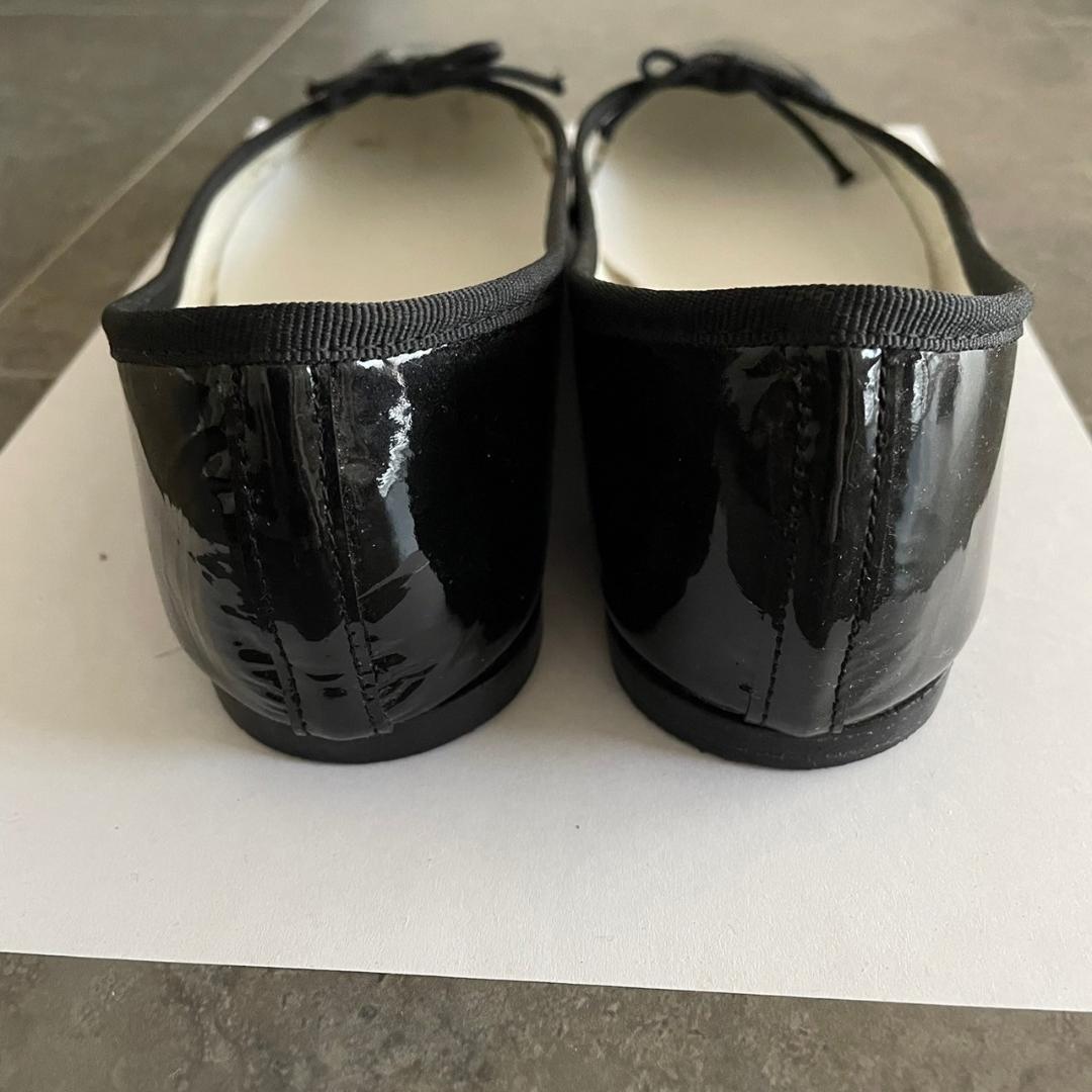 y*t様 1回着用　美品　レペット　エナメル　レザー　革　バレエシューズ　黒　B
