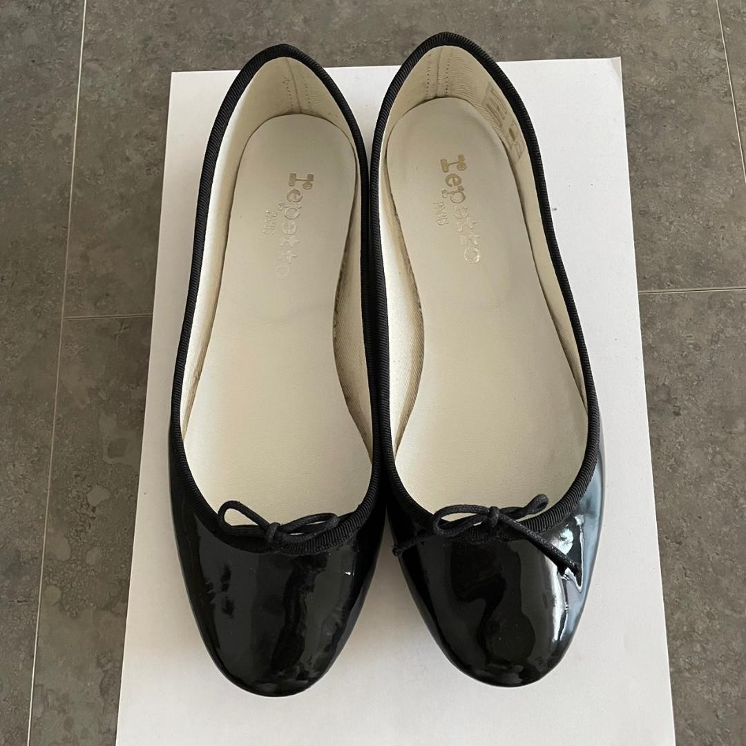 y*t様 1回着用　美品　レペット　エナメル　レザー　革　バレエシューズ　黒　B