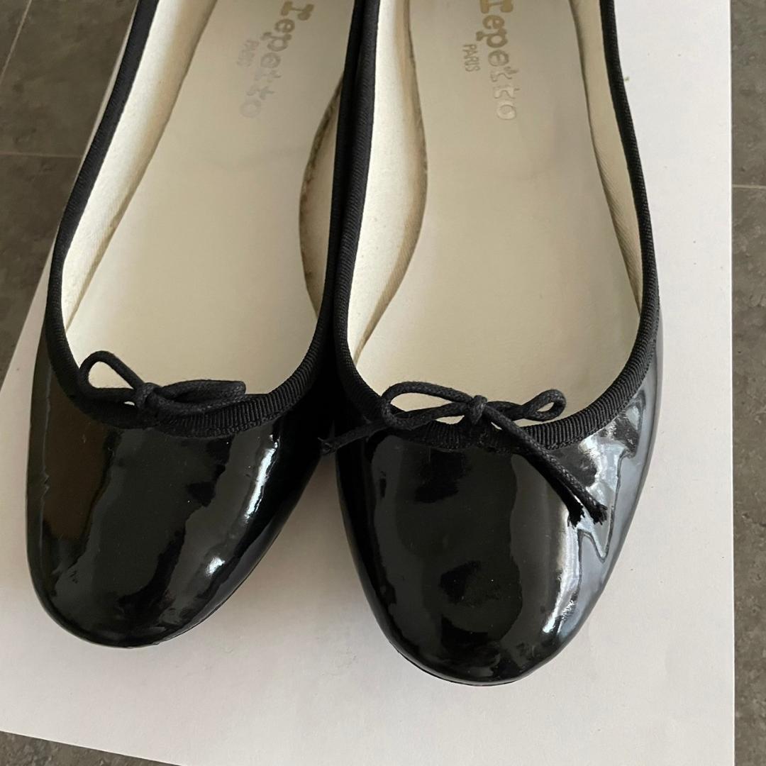 y*t様 1回着用　美品　レペット　エナメル　レザー　革　バレエシューズ　黒　B