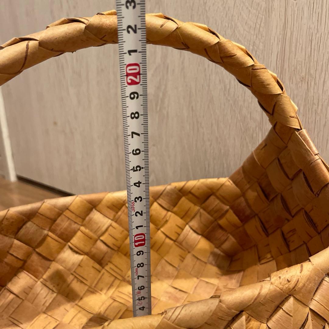 1点のみ！ロシア　白樺作家　イリーナ　ワンハンドルつきのかご　入荷は今後無し