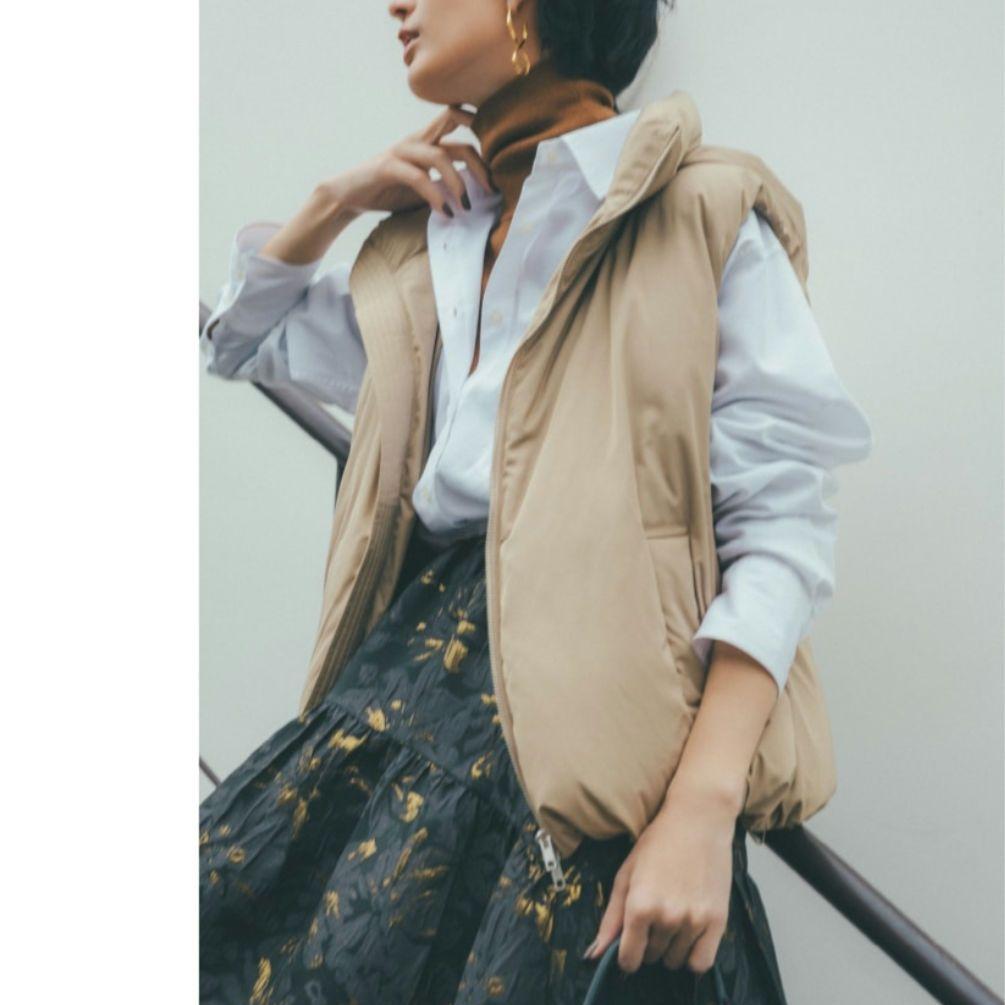 専用◎ミラオーウェン　フード付きパテット フレンチダウンベスト