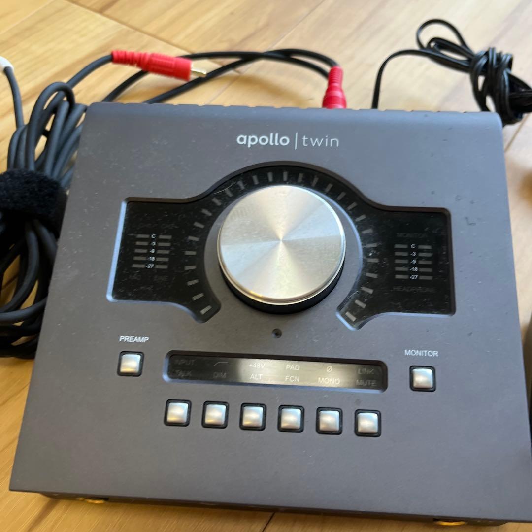 Apollo Twin オーディオインターフェイス