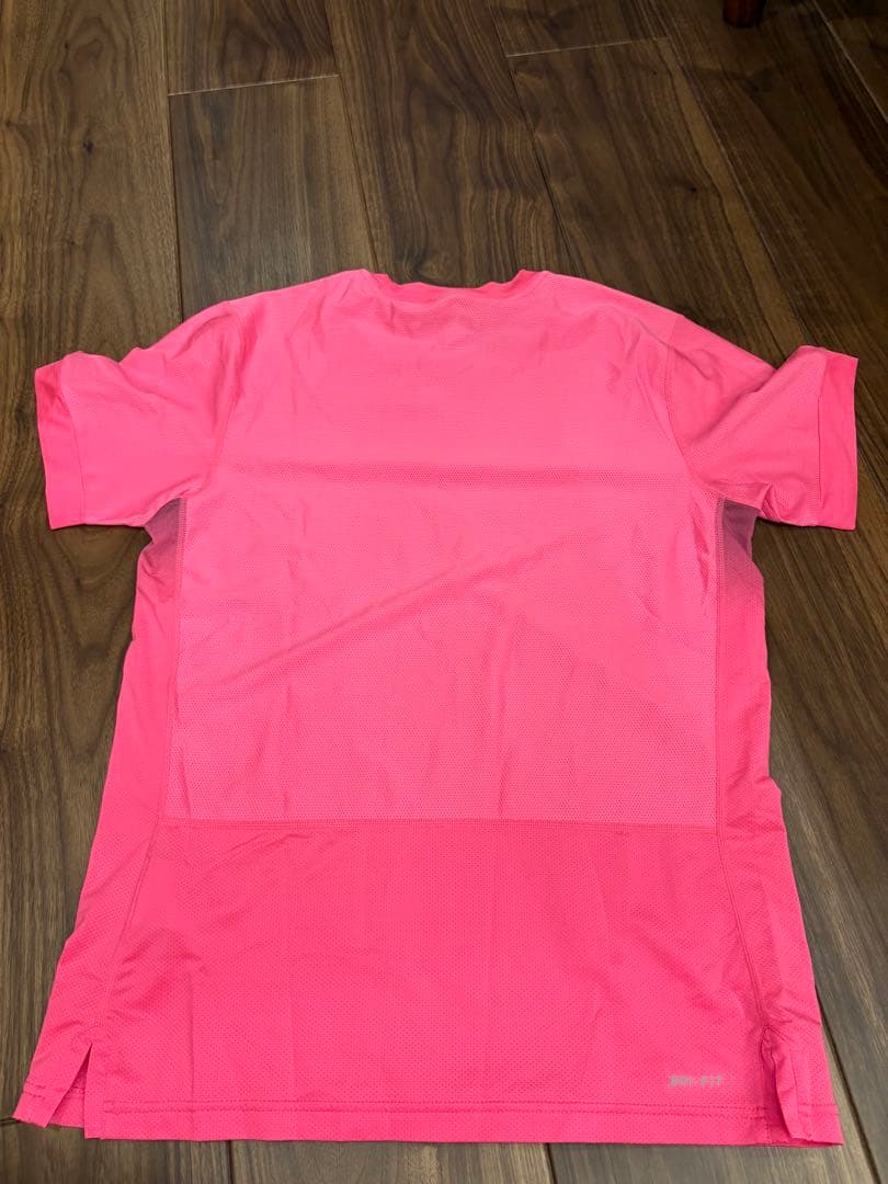 NIKE テニスウェア　ラファエル・ナダル着用モデル