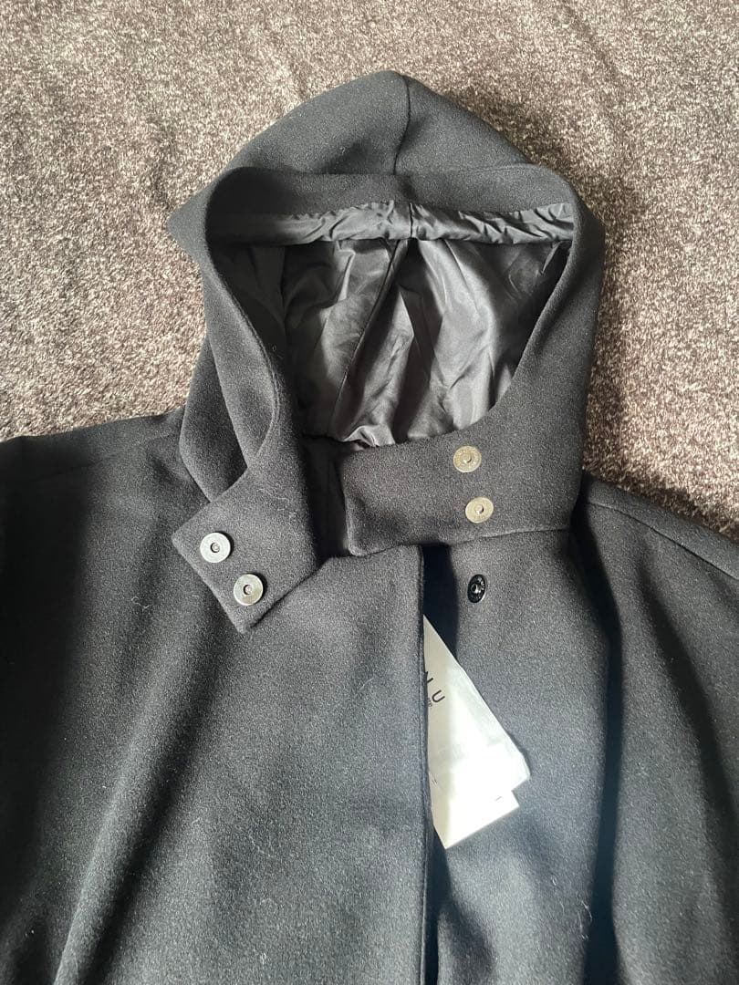 【新品未使用】アンティカ/KINU./進化系フード付きポンチョコート/ワイド/黒