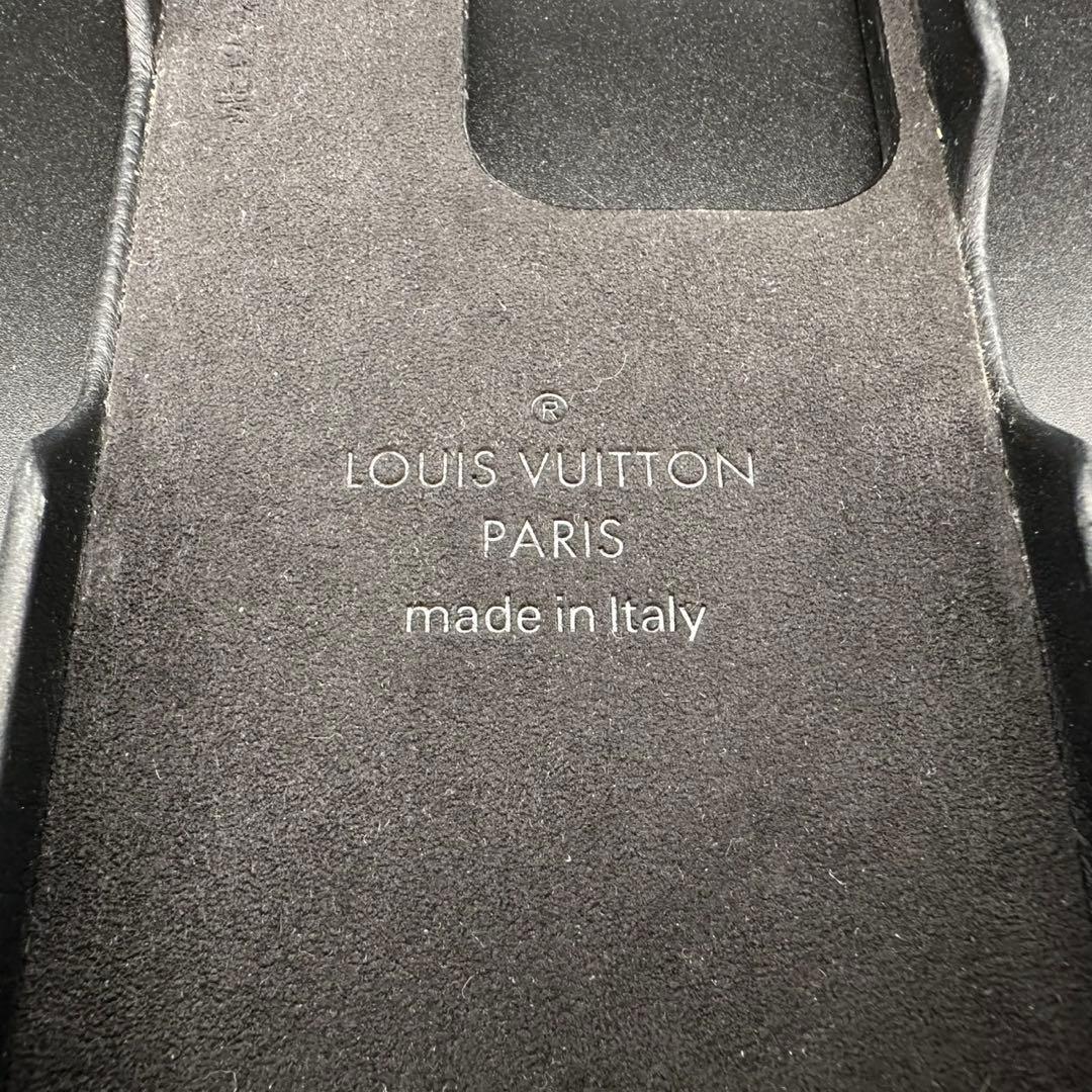 美品✨　ルイヴィトン　iPhone14pro ケース　M81999 002