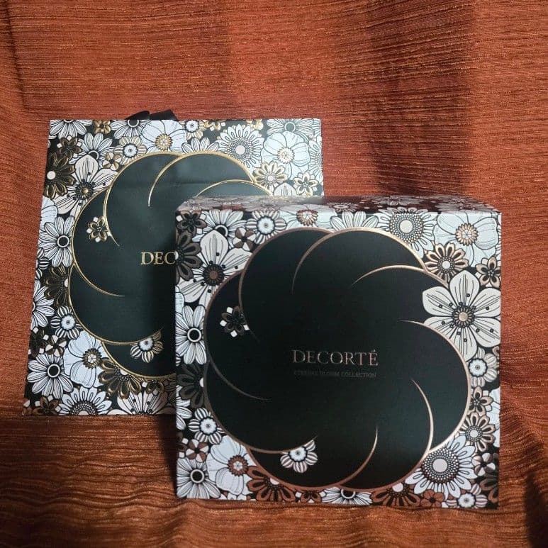 【新品未開封】エターナルブルームコレクション クリスマスコフレ2025