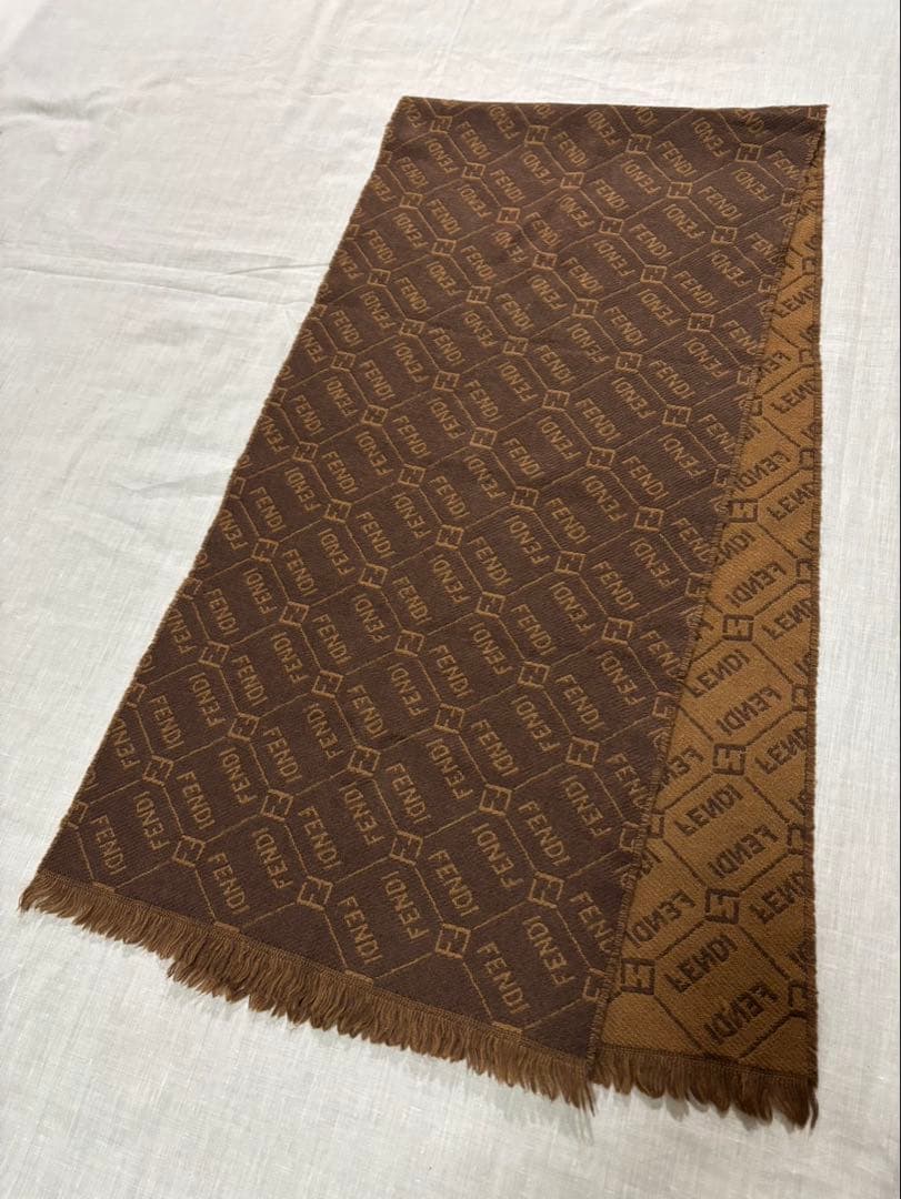 FENDI フェンディ ブランドロゴ柄　ウールマフラー　品質タグ有り