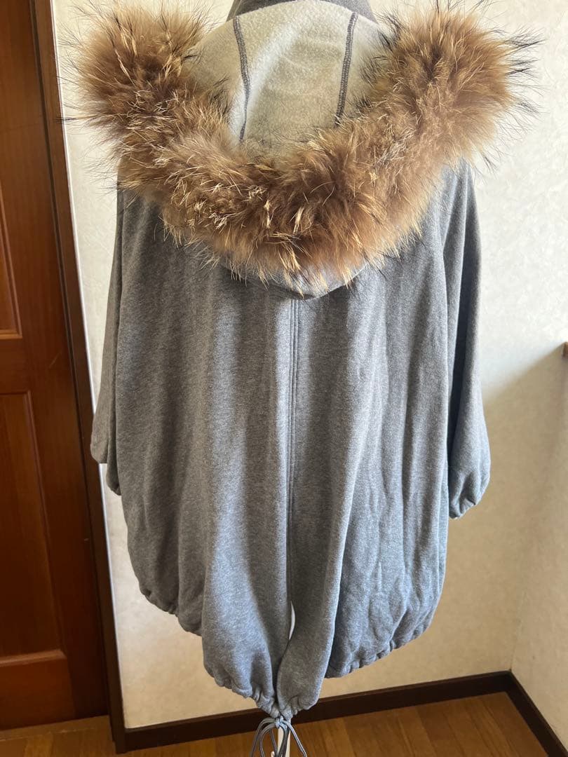 BURBERRY BLUE LABEL グレー ポンチョ 38