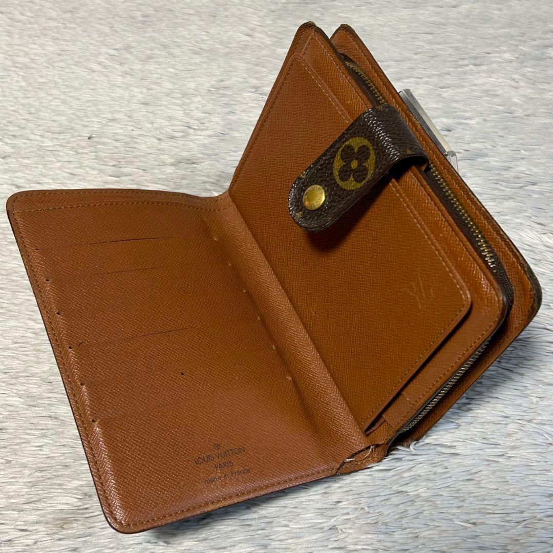 ルイヴィトン モノグラム ポルト パピエ ジップ　二つ折りコンパクトウォレット