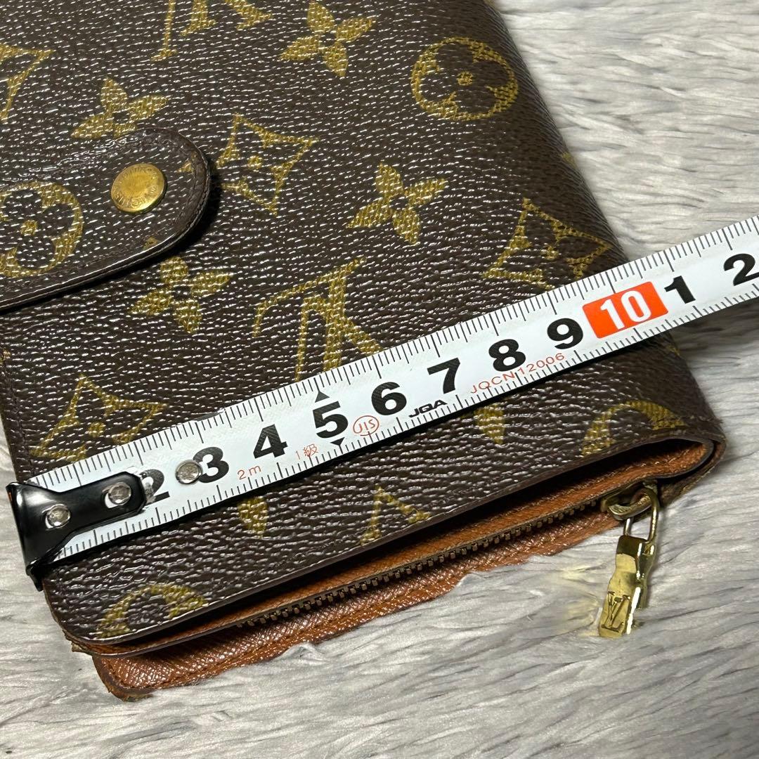 ルイヴィトン モノグラム ポルト パピエ ジップ　二つ折りコンパクトウォレット