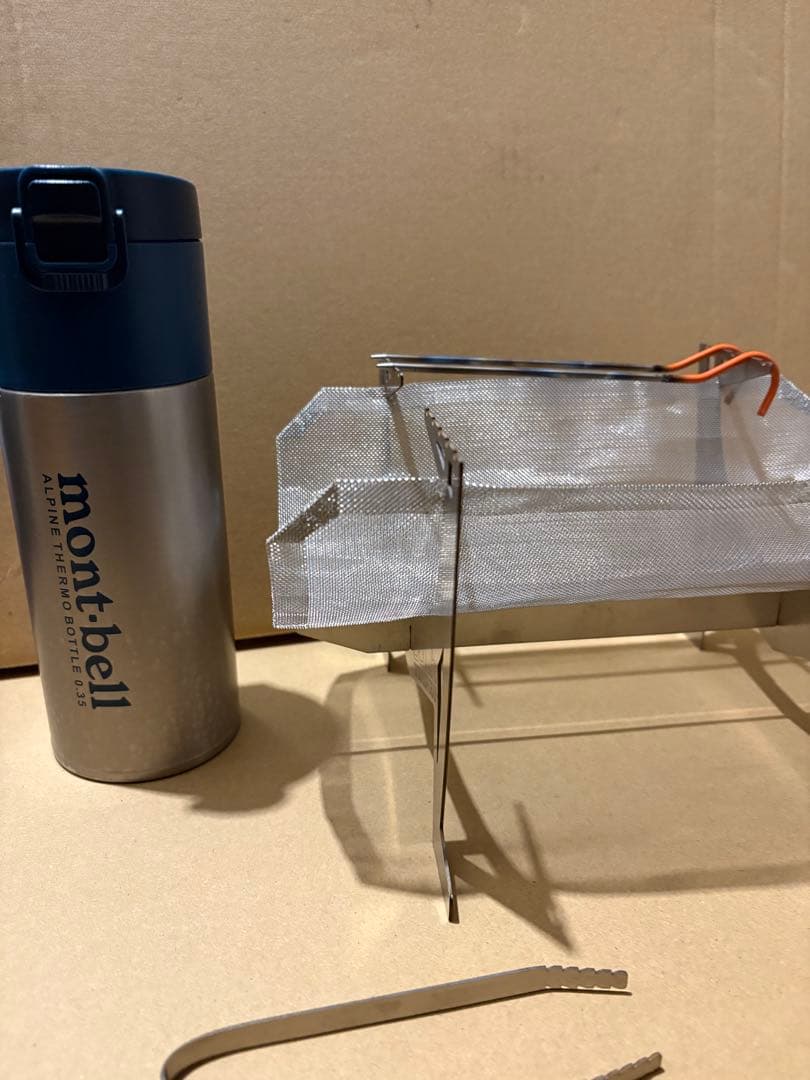 新品未使用ソラチタニウムギア焚き火台袋付き