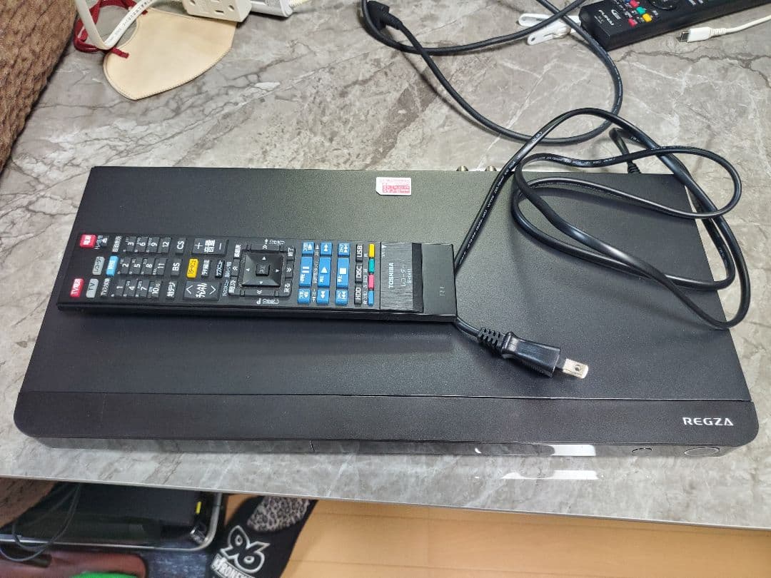 TOSHIBA DBR-T1010 ブルーレイレコーダー、★ジャンク品★
