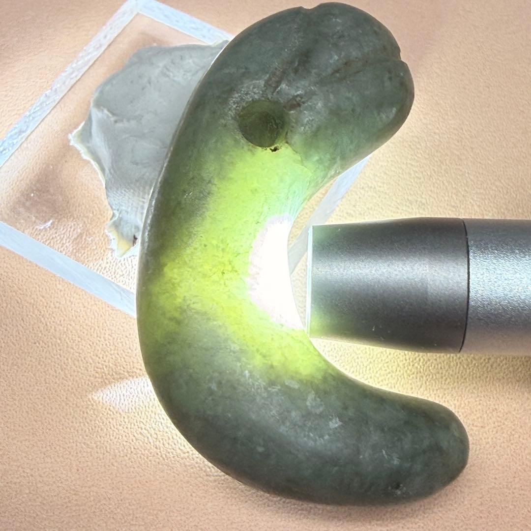 縄文、弥生、古墳時代 、須恵器 、翡翠、丁字頭硬玉勾玉 T