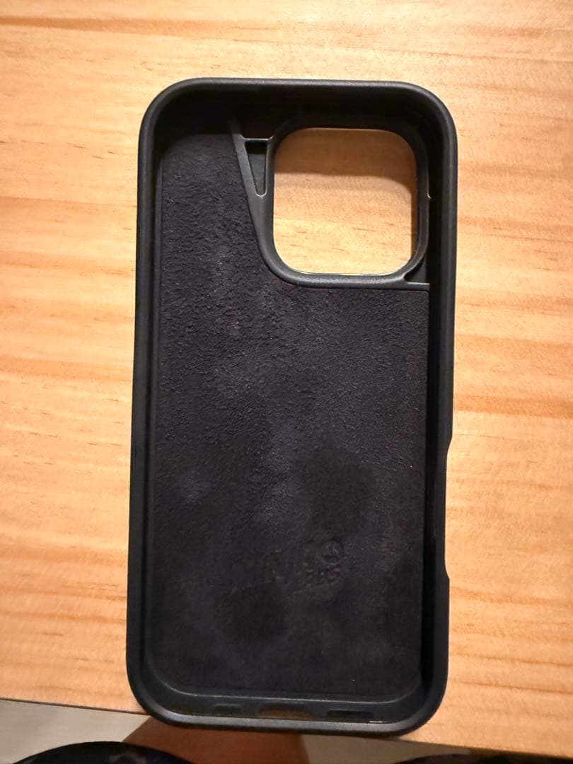 NINJA LABS ブラック　iPhone16Pro