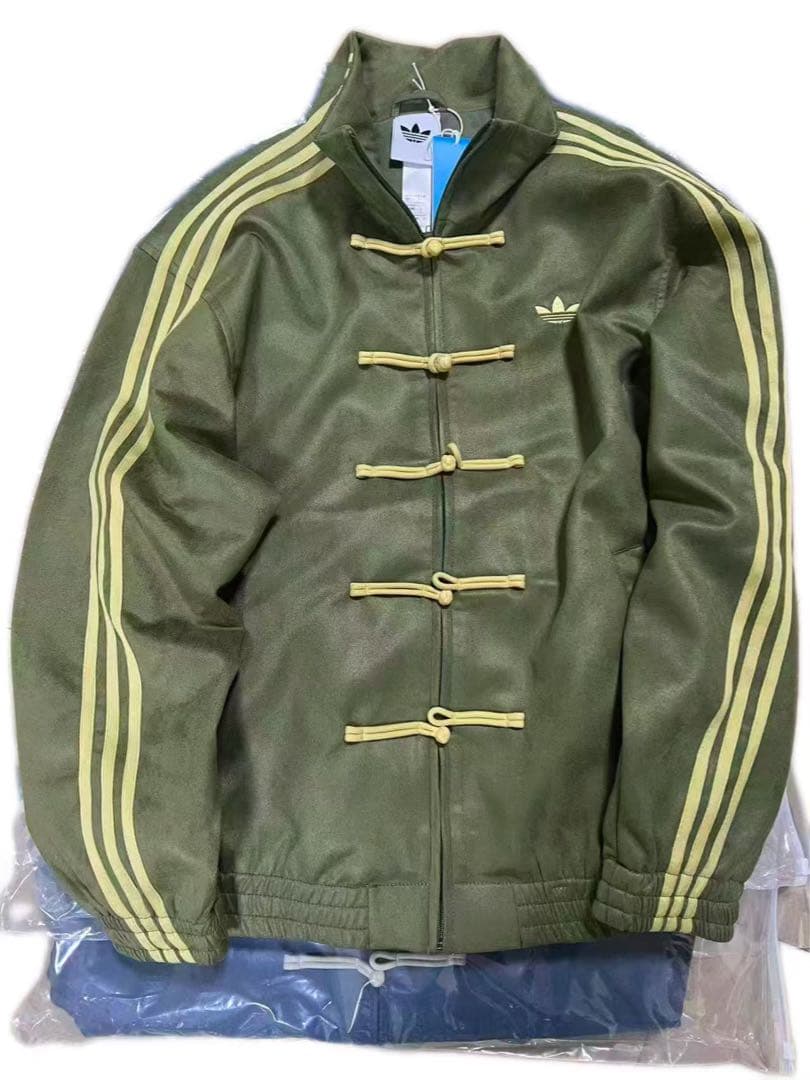 adidasアディダス 中国限定 蛇年トラックジャケット 緑Lサイズ”