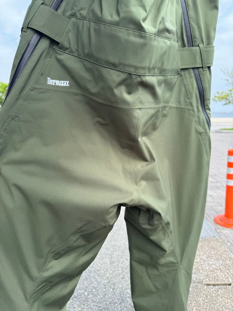 デサント　スキーウェア　カタログ外商品　超美品　有名スキーヤー着用モデル