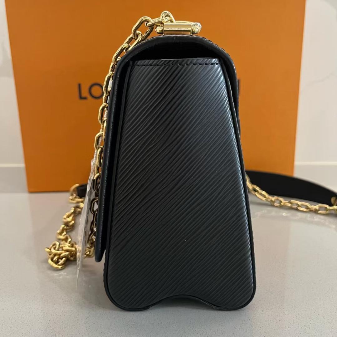 LOUIS VUITTON MM エピ レザー ショルダーバッグ 黒