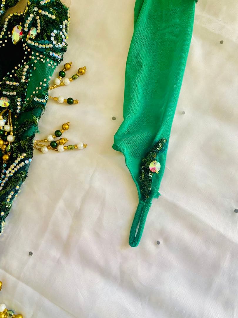 Eman zaki ワンピース　衣装　グリーン