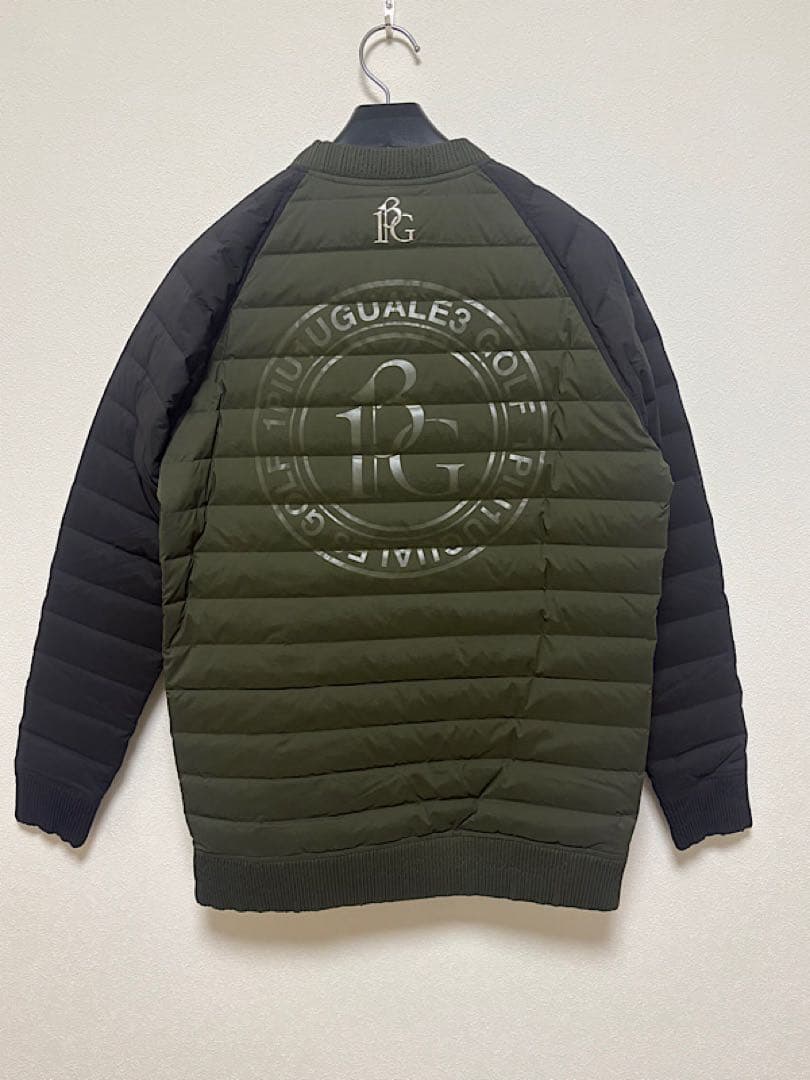 極美品1PIU1UGUALE3 GOLF定価20万円24AWダウンセットアップⅤ