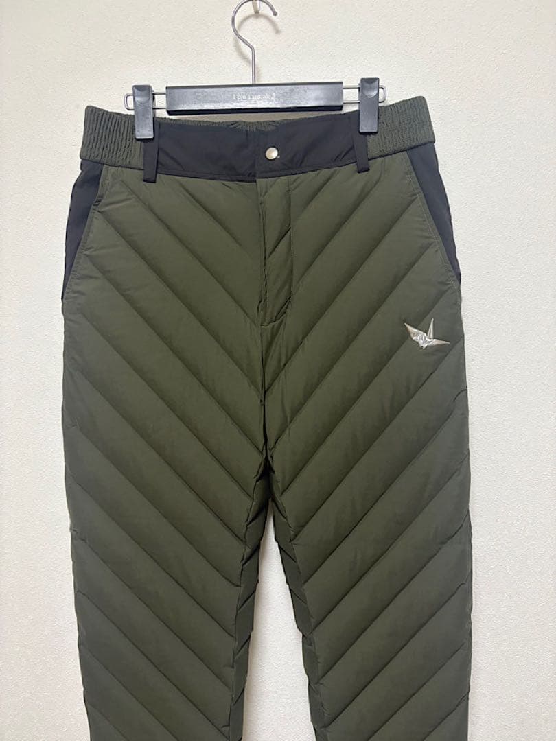 極美品1PIU1UGUALE3 GOLF定価20万円24AWダウンセットアップⅤ