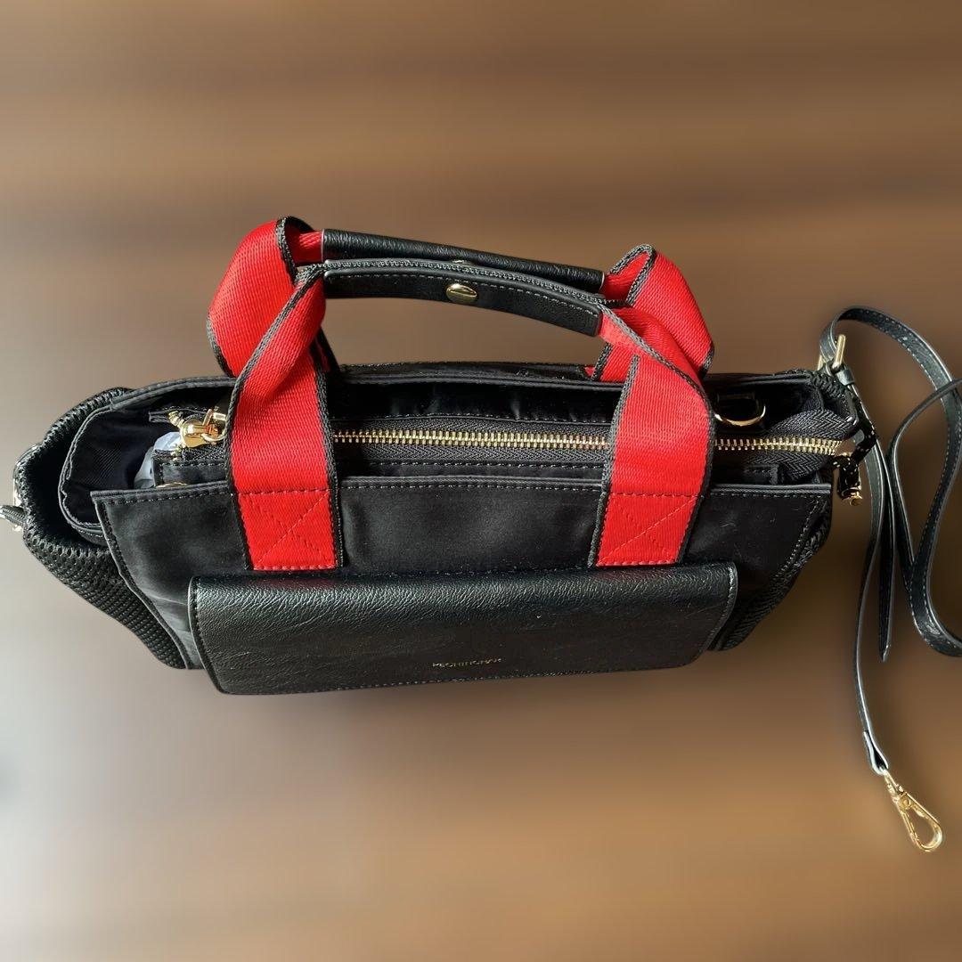 スコットクラブ　　ショルダーバッグ 黒/赤 ナイロン