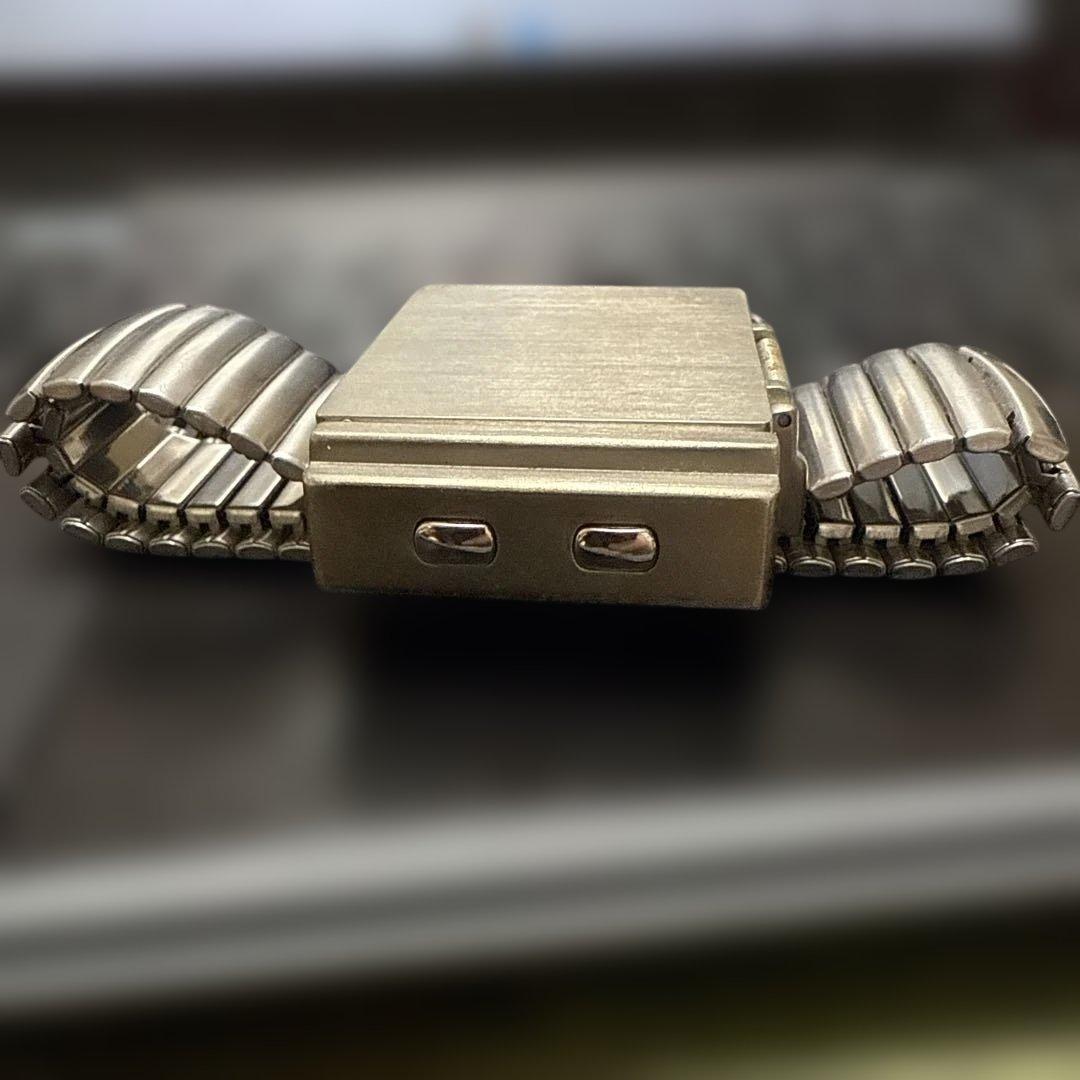 ウルトラセブン ビデオシーバー デジタルウォッチ ウルトラ警備隊 腕時計