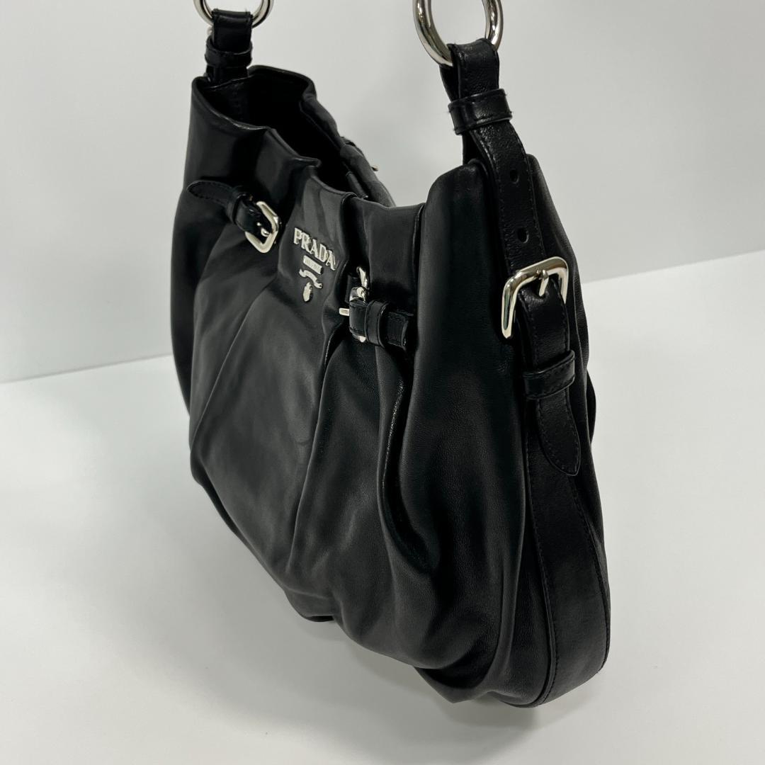 プラダ BR3615 ワンショルダーバッグ ブラック MBZ110