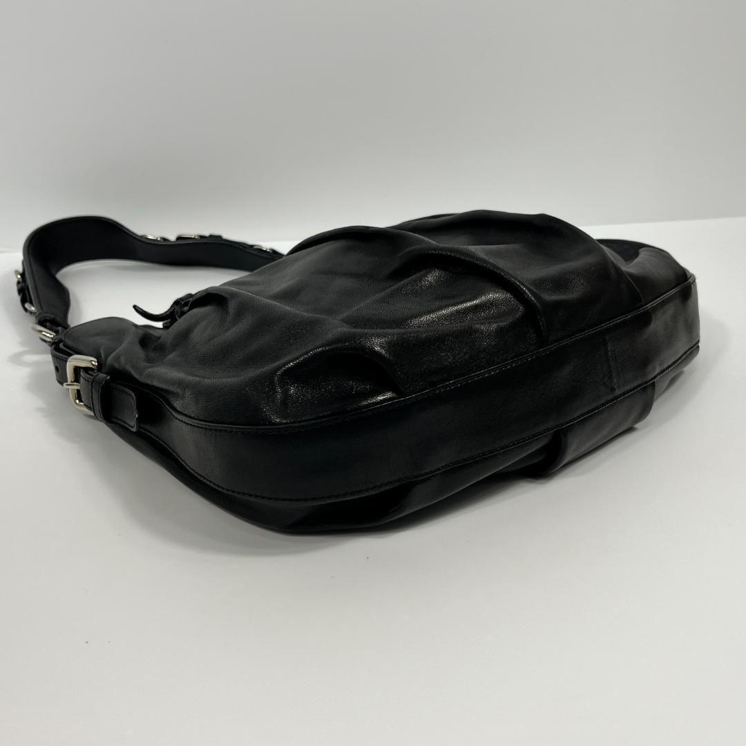 プラダ BR3615 ワンショルダーバッグ ブラック MBZ110