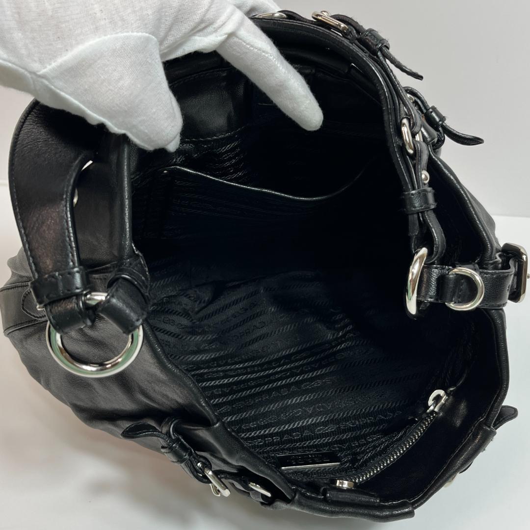 プラダ BR3615 ワンショルダーバッグ ブラック MBZ110