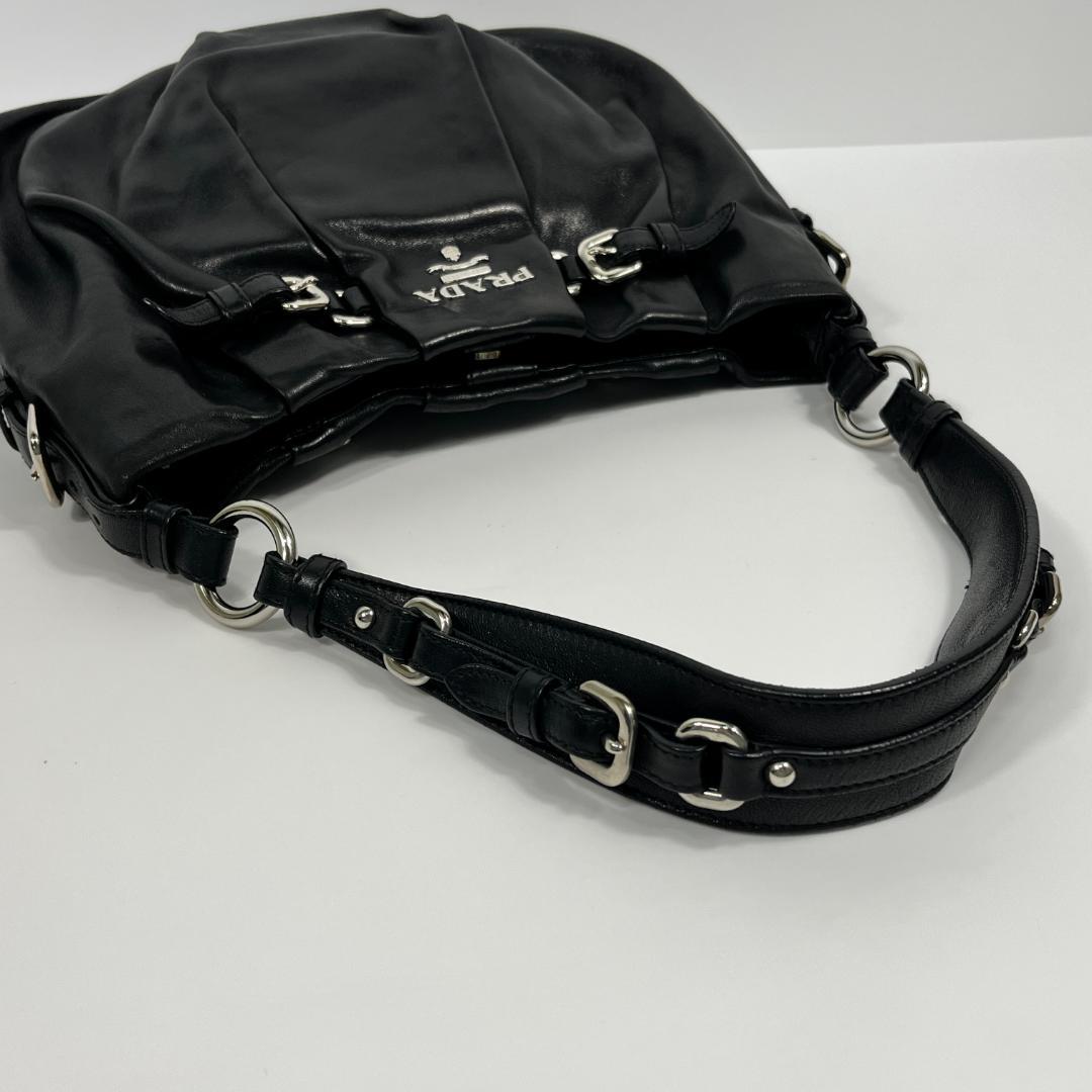 プラダ BR3615 ワンショルダーバッグ ブラック MBZ110