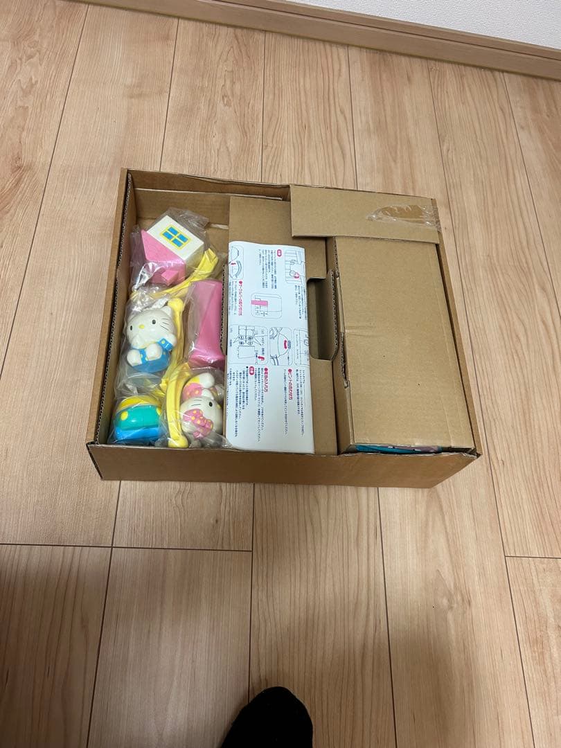 ハローキティベビーズ　光るメロディパレード　コンビ