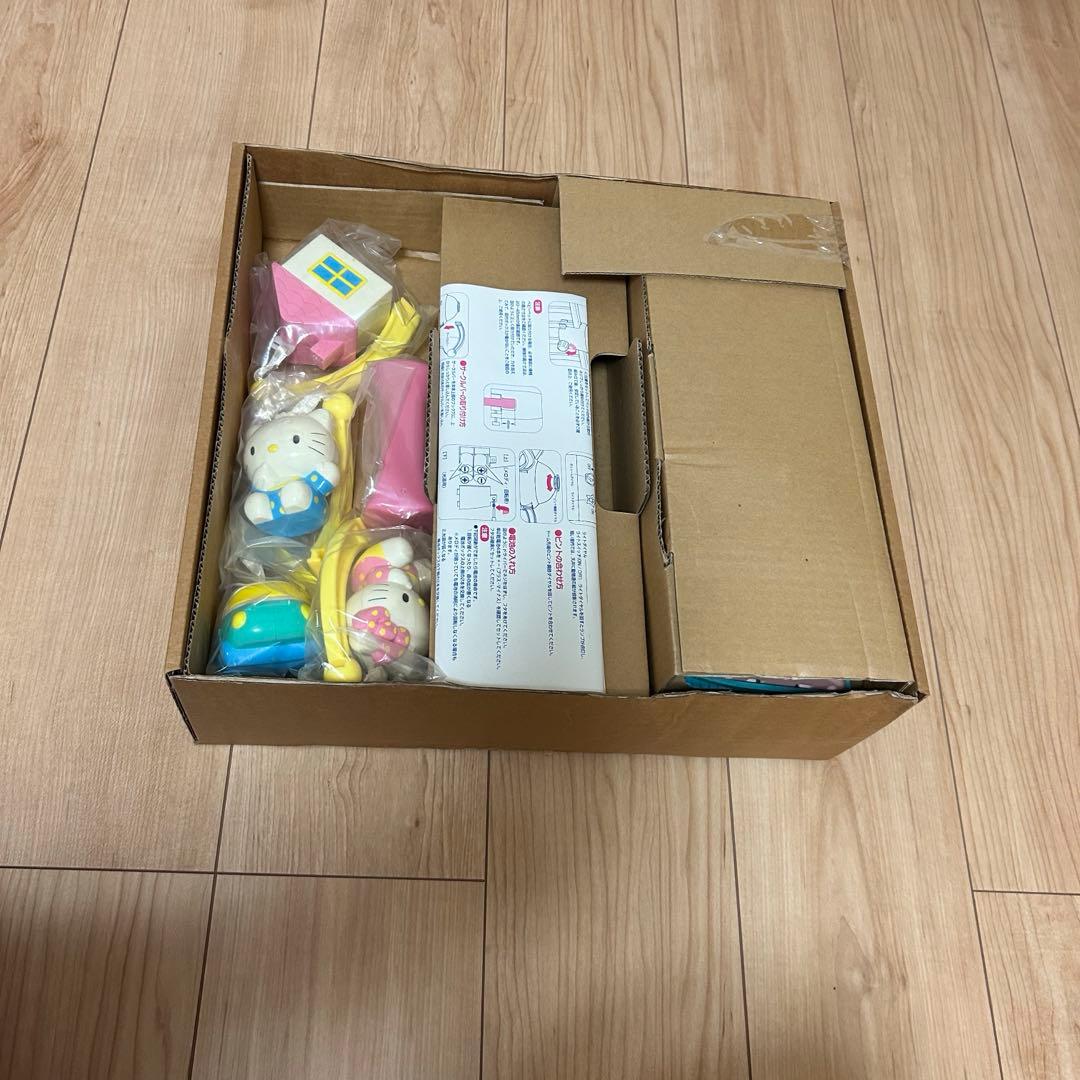 ハローキティベビーズ　光るメロディパレード　コンビ