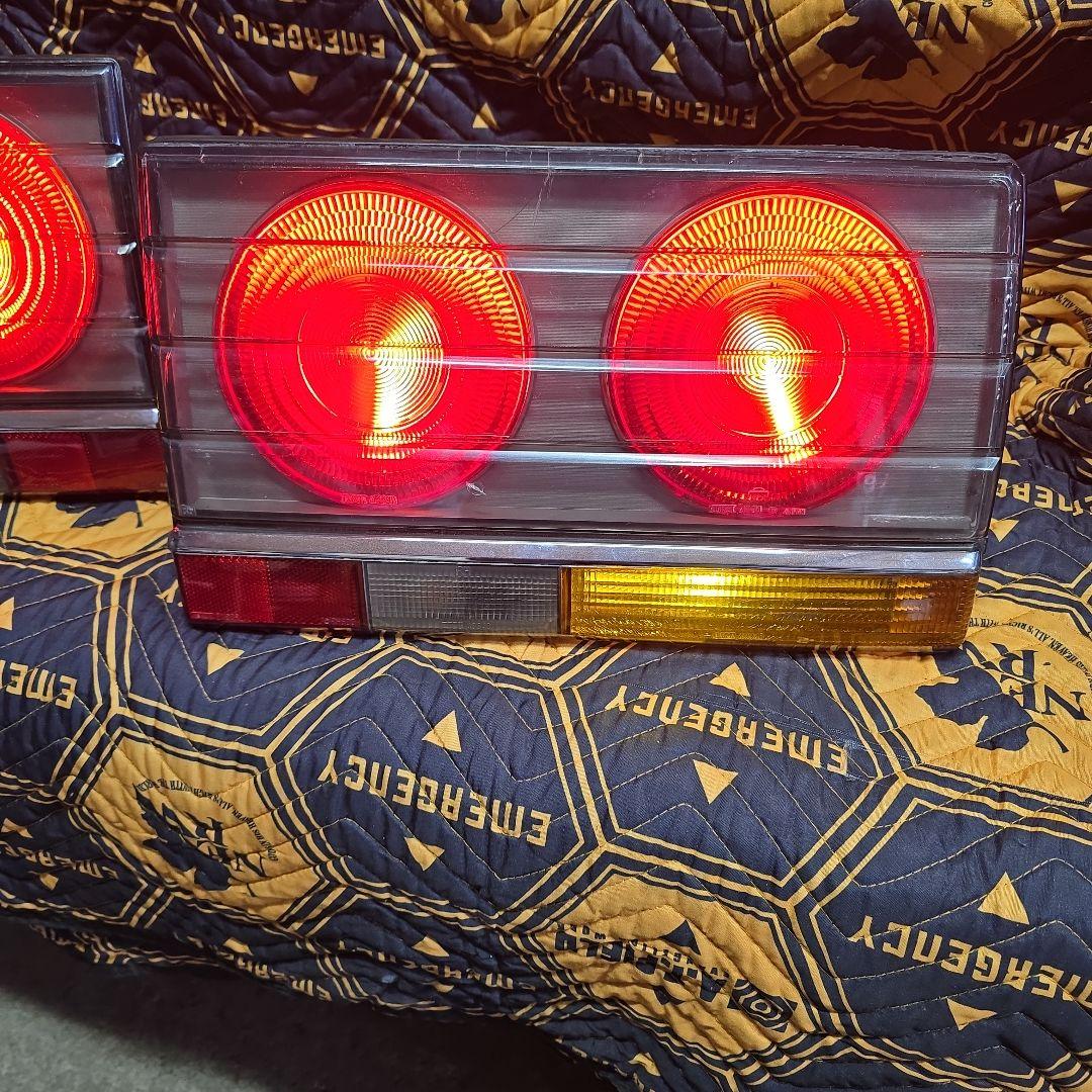 DR30 スカイライン　テールレンズのみ　左右セット　ジャンク品