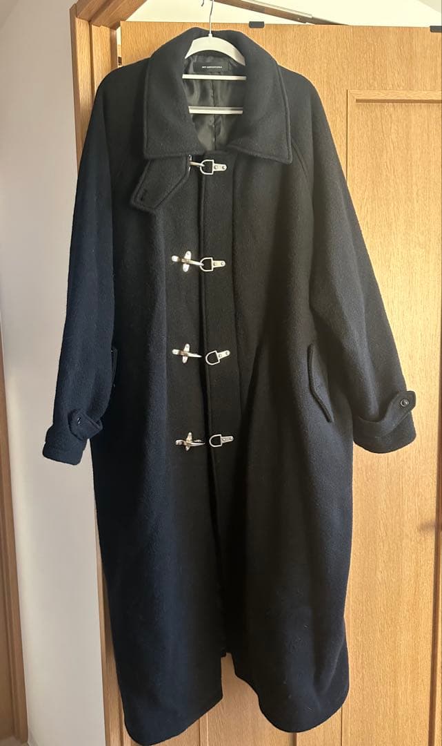 極美品Not conventionalバックルコート