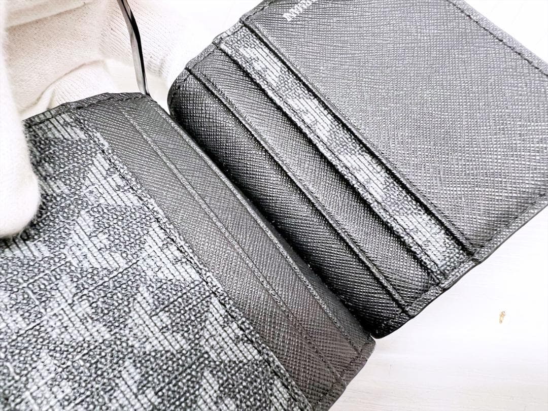 使用感なし　美品　エンポリオアルマーニ　イーグル　PVC　マネークリップ