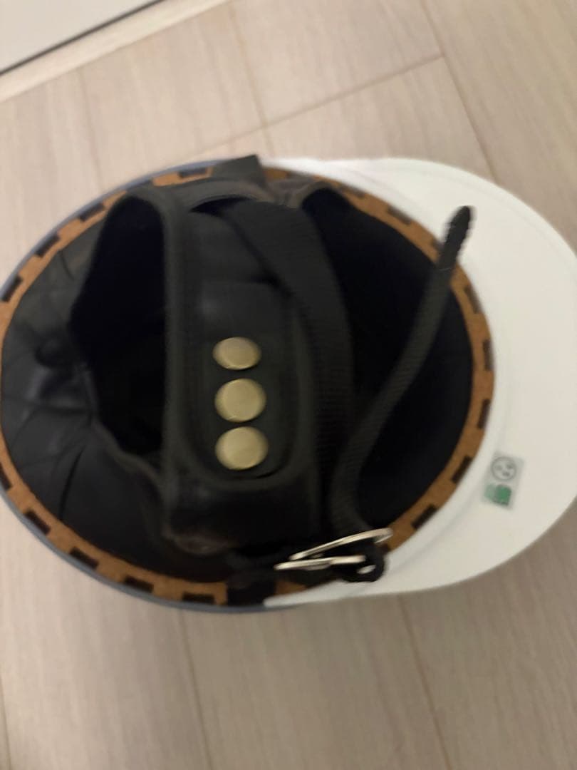 三つボタンコルク半　紫ラメ　日章