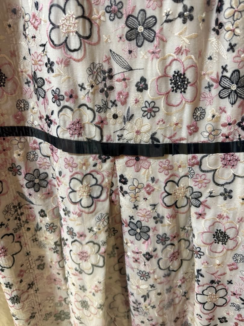 可愛いオーガンジー刺繍ワンピース ローズティアラ 46 Rose Tiara