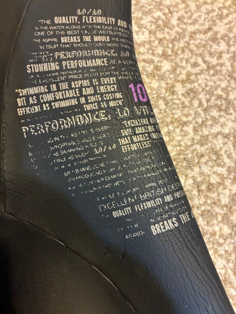 お値下げしました！トライアスロン用ウェットスーツZONE3 レディースM