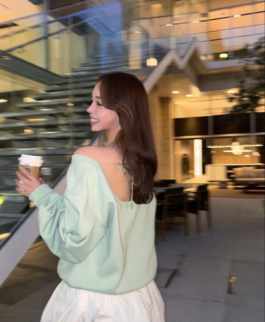 【45%オフ】新品未開封THE TOE オフショル　ミントグリーン スウェット