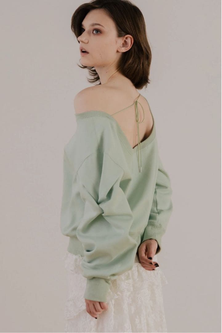 【45%オフ】新品未開封THE TOE オフショル　ミントグリーン スウェット