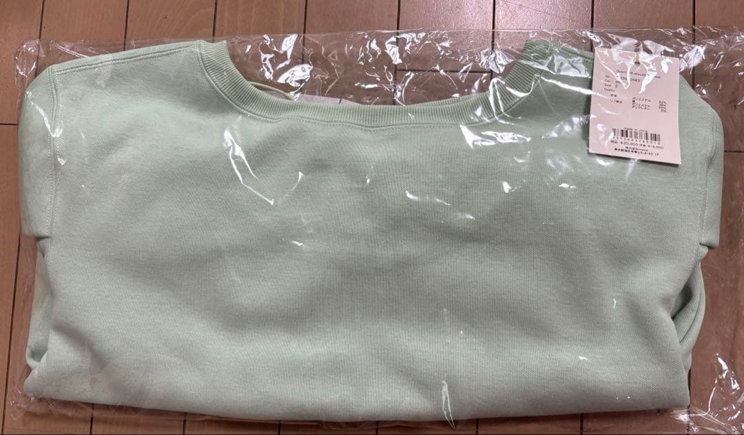 【45%オフ】新品未開封THE TOE オフショル　ミントグリーン スウェット