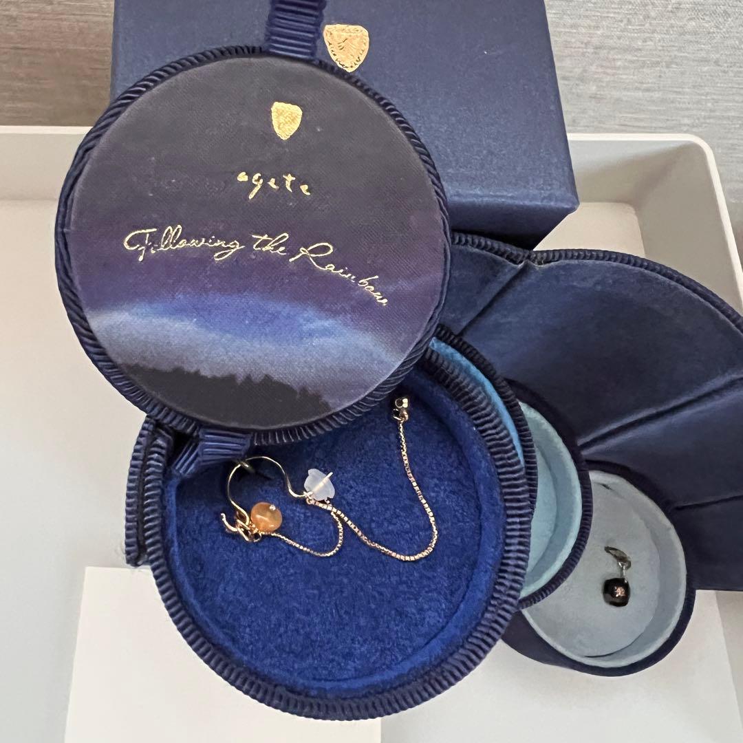 agate クリスマス限定ピアスセット　ケース・箱あり