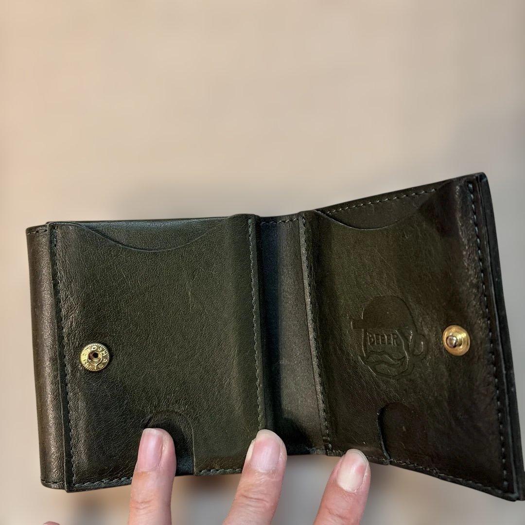 BEERBELLY ハッチバック　二つ折り財布　グリーン